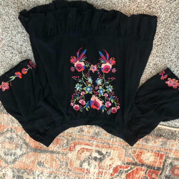 Tops for sale! - Picture 5 of 14